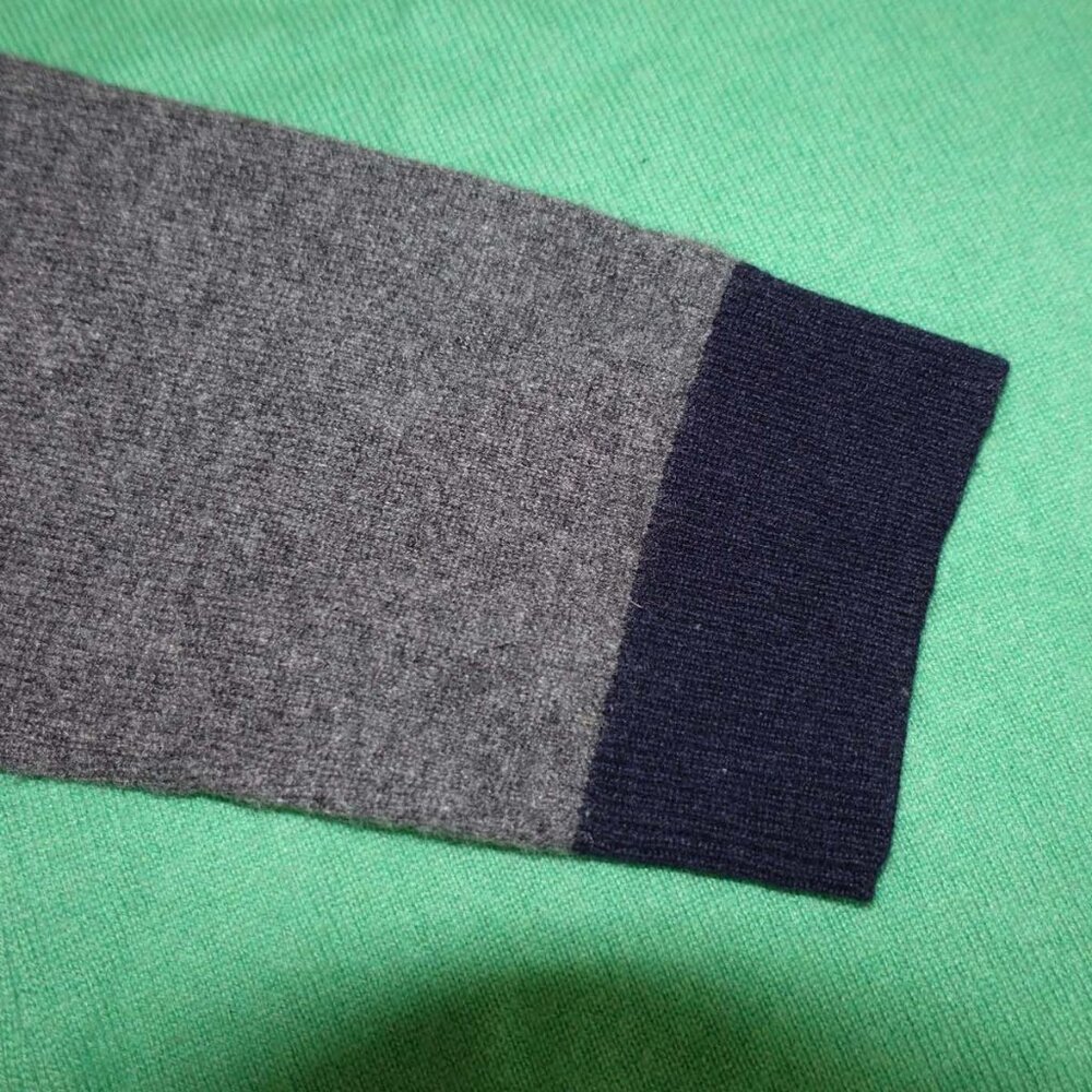 Talbots Women's 100% Pure Cashmere Turtleneck Sweater Medium Colorblock Pullover - Picture 3 of 5
